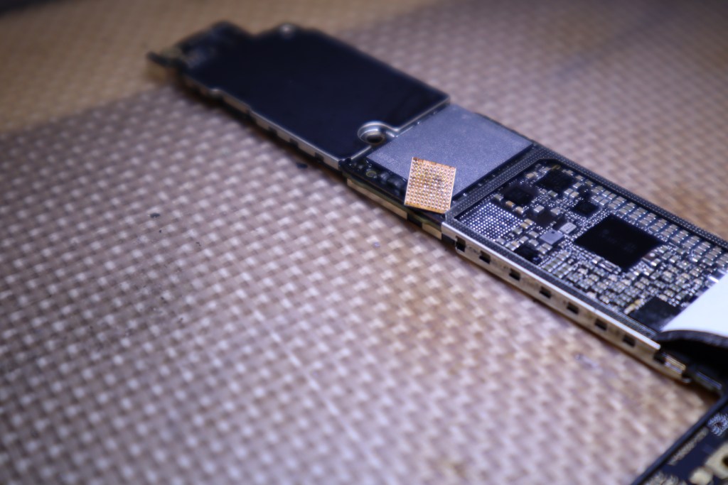 iPhone 7 Audio IC Repair 1